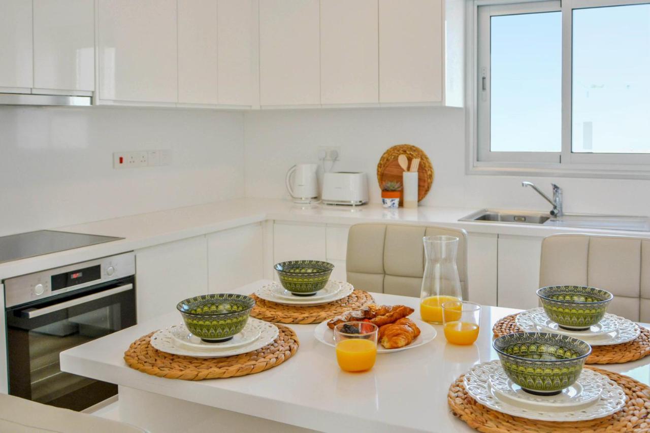 Appartement Phaedrus Living: Seaside Luxury Flat Lighthouse 67 à Paphos Extérieur photo