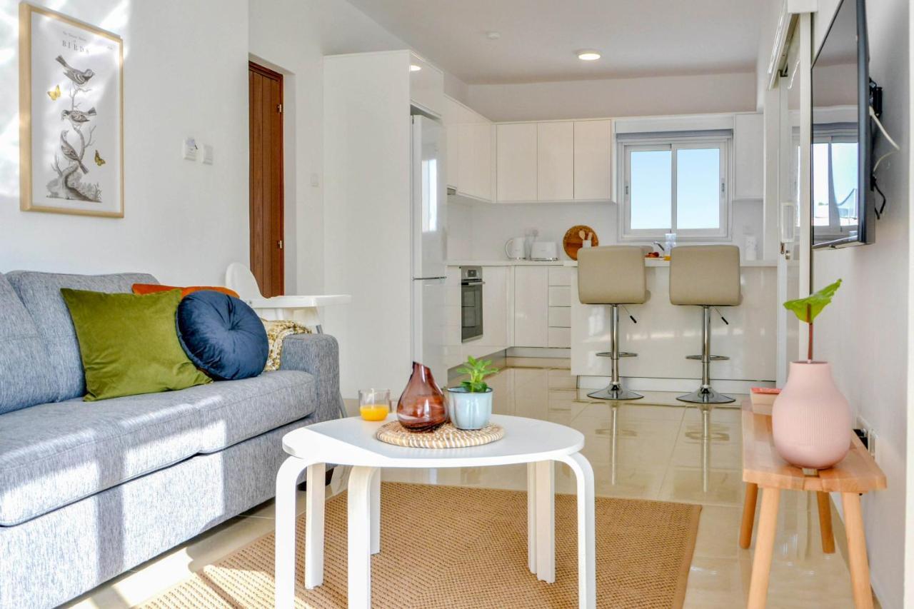 Appartement Phaedrus Living: Seaside Luxury Flat Lighthouse 67 à Paphos Extérieur photo